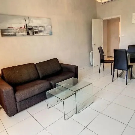 Apartamento Quality 1 Bedr Rue Du Canada 5 Mins Croisette 208 By Interhome