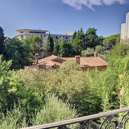 Quality 1 Bedr Rue Du Canada 5 Mins Croisette 208 By Interhome Apartamento Cannes
